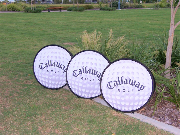 Callaway round pop-up banners